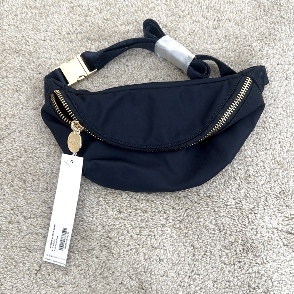 NWT Stoney Clover Navy with Gold Classic Fanny pack